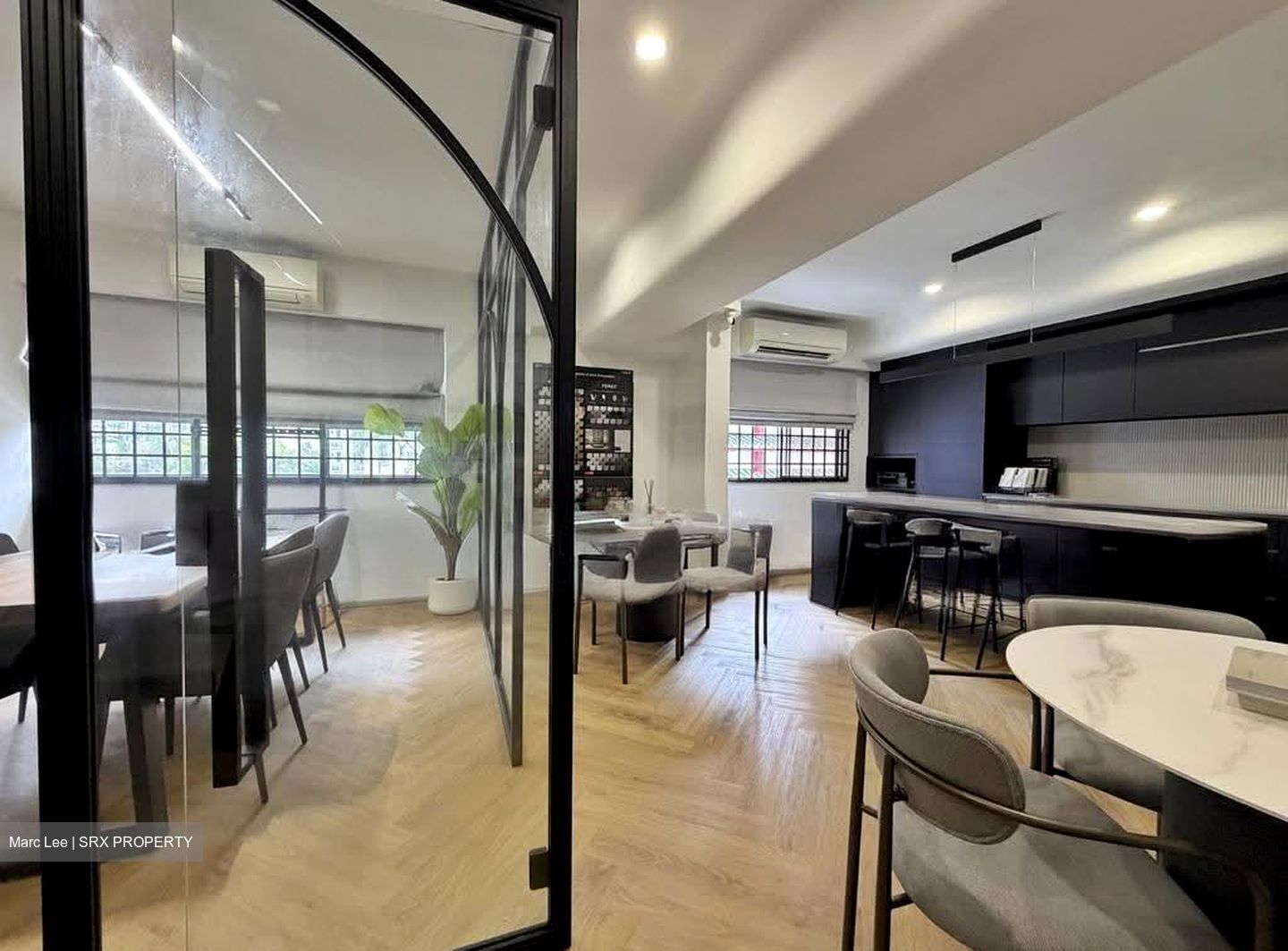 Giffard Mansions (D12), Office #618126141
